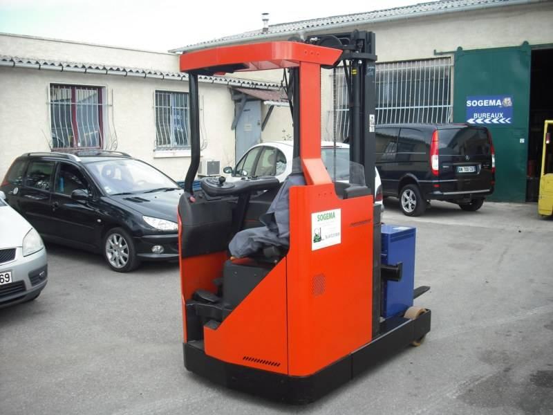 Location de rétract - Chariot élévateur à mat rétractable - 1200 kg à 2000 kg