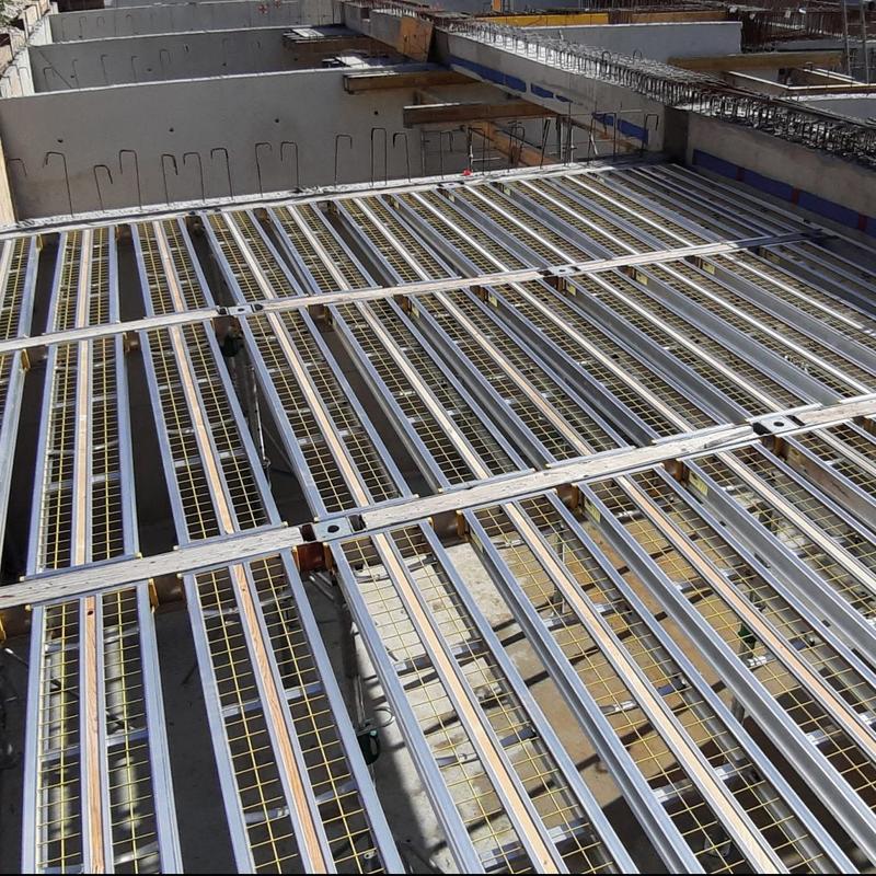Outil plancher DALUTEC - plateau secondaire unique de 1m70 en aluminium