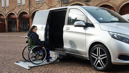 Hayon élévateur F6 en accès latéral - pour portes latérales de vans