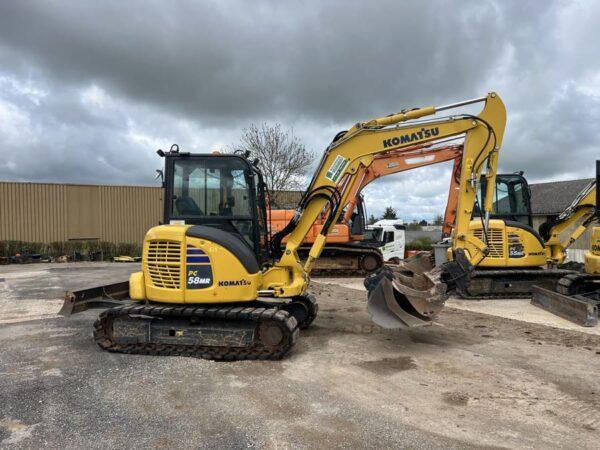 Mini-pelle KOMATSU PC58 5,8T – Puissante et précise