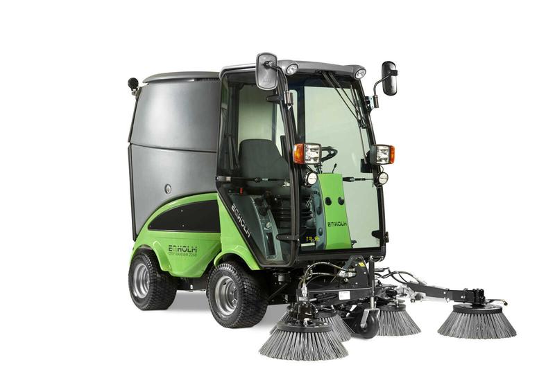 Balayeuse de voirie - CITY RANGER 2260 EGHOLM - moteur essence, direction articulée, changement d'outil rapide