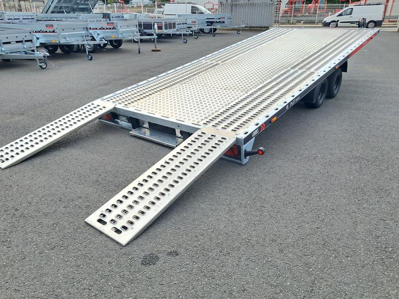 PL 35 4521 S PTAC 2000-3500 kg plateau BASCULANT pour VEHICULES DE SPORT 4500 x 2160