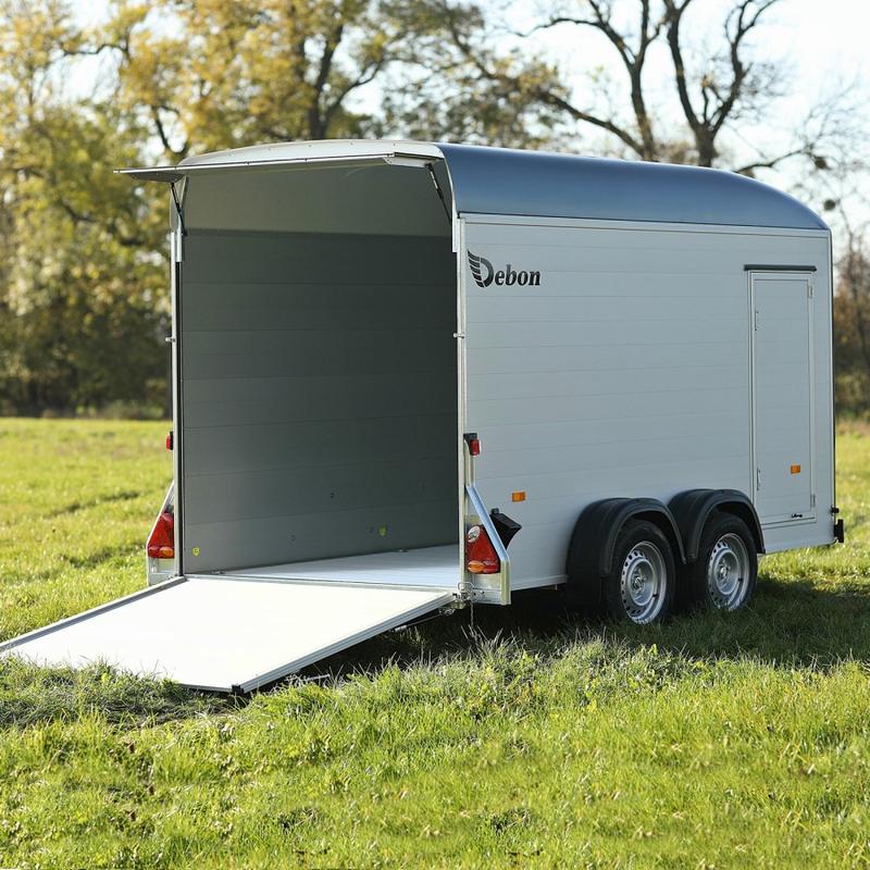 Fourgon Roadster C700 côtés alu porte latérale Debon - 2600 kg PTAC, 1900 kg charge utile, 3760 mm