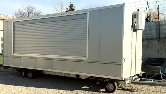Remorque fourgon équipée snack - 3 essieux, PTC 3500 kg, 7m10 x 2m50 x 2m52, rideau électrique, hayon hydraulique, chambre froide 1m50