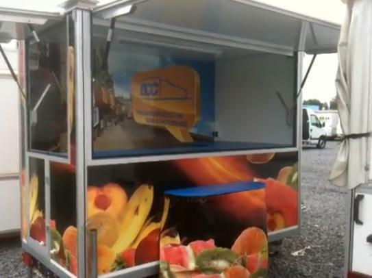 Remorque magasin Gamme BC en total covering - petite remorque pour commerce alimentaire ambulant
