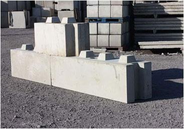 Blocs multi-emboîtements pour murs auto-stables - murs de retenue, soutènement et séparation - livraison sur site possible