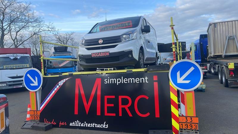 KIT ÉTAGERE J250 pour Fourgon Talento Diesel 2021 - Utilitaire, PTAC 2 T 835