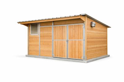 Stalle en bois avec ventilation ajustable