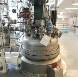 Réacteur industriel continu (CSTR)