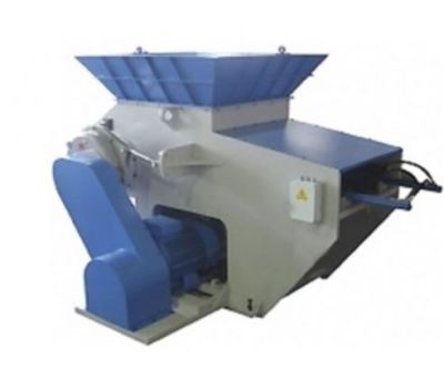 Broyeur déchiqueteur à couteaux