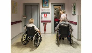 ascenseur dans un Ephad