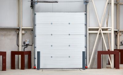Porte sectionnelle verticale