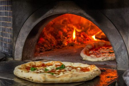 four pizza pro