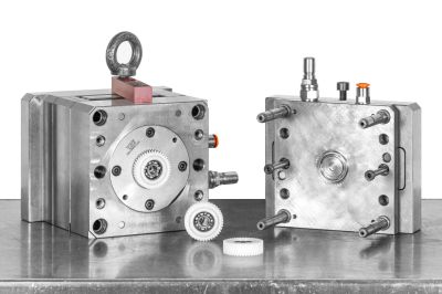 Inspection d'un moule d'injection plastique