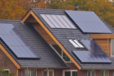panneaux solaires sur tuiles panneaux solaires sur tuiles