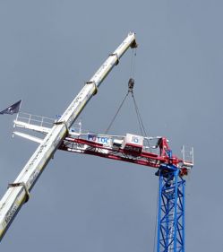 grues à montage par éléments (GME)