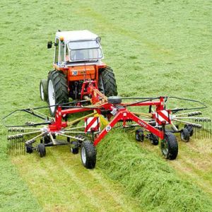 Combien coûte un andaineur agricole ?