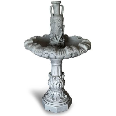 fontaine centrale en béton moulé