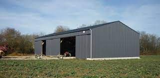 Top 10 des fabricants de hangars métalliques et bâtiments industriels