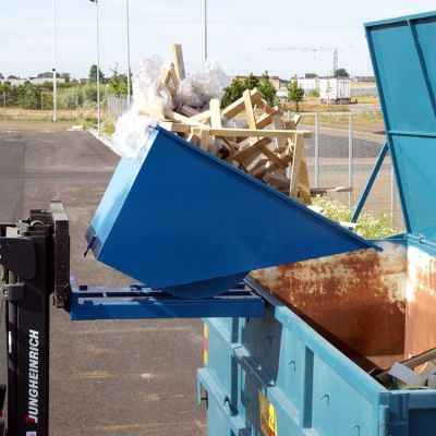 bennes à déchets basculantes ou auto-basculantes à