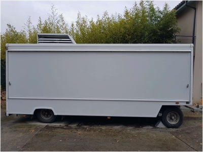 Chambre froide sur remorque