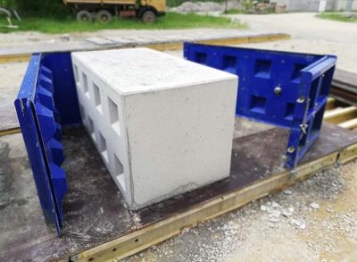 Moule à béton Acomat