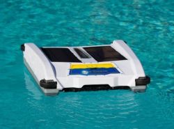 Robot piscine solaire à panneau