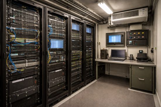 Centre de données mobile militaire