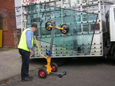 Chariot à ventouses - tous les fournisseurs - chariot à ventouse -  palonnier à ventouses tout terrain - elevateur manipulateur à ventouse -  élévateur à ventouse - palonnier motorisé à