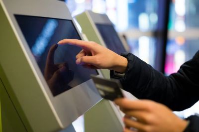 bornes d’enregistrement dans l’hôtellerie bornes d’enregistrement dans l’hôtellerie