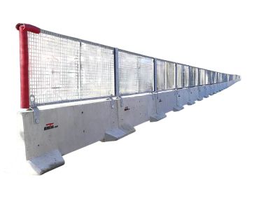 barrière de chantier avec socle en bloc béton