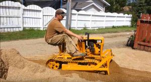 Mini Dozer CAT