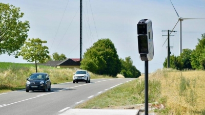 Radar vitesse contrôle routier fixe