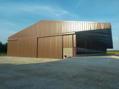 Hangars métalliques sur mesure Hangars métalliques sur mesure