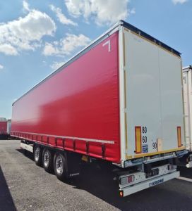 Quelle matière choisir pour une bâche de camion ?