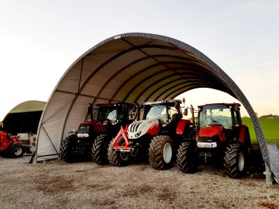 Petit tunnel matériel agricole