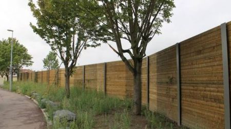 Installation mur anti-bruit