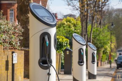 Combien coûte l'installation d'une borne de recharge pour voitures électriques ?