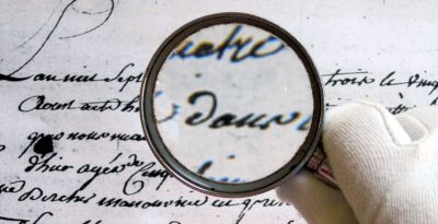 Expertise en a criture et document