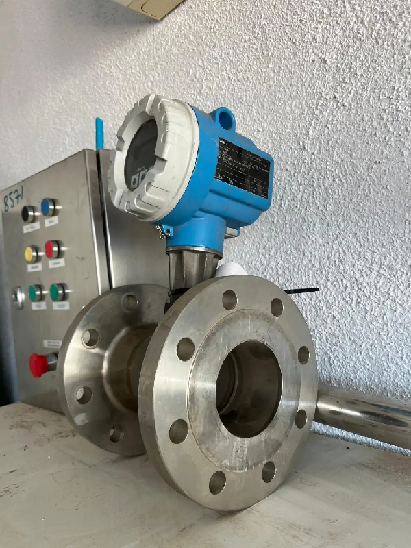 Débitmètre endress vortex hauser prowirl 72f80-se0aa1aaa4aw_0