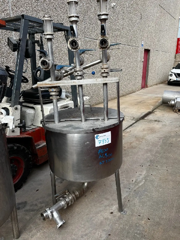 Cuve inox 250 litres usagé_0