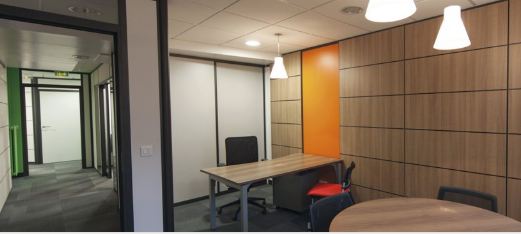 Cloisons de bureaux à joint-creux Evajoncia - finition haute et panneaux en applique_0