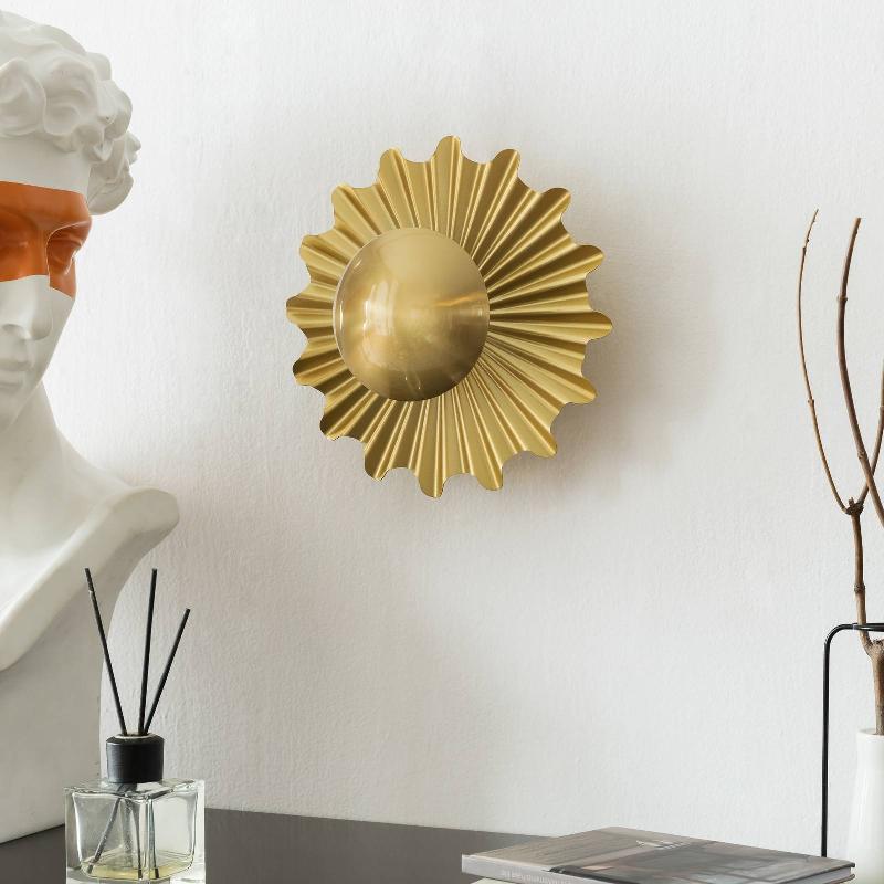 LINDBY SENMIA APPLIQUE EN DORÉ, À UNE LAMPE