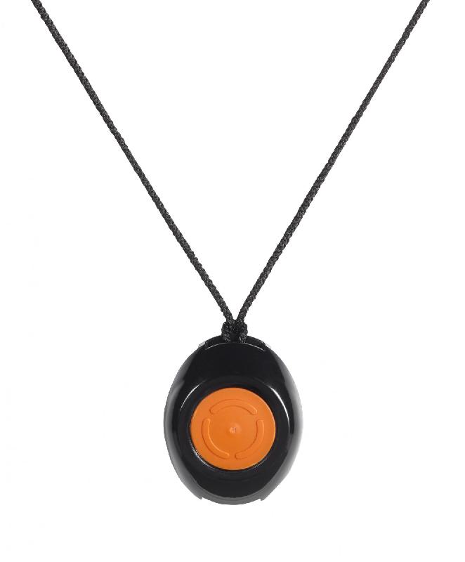 Médaillon ou bracelet d'appel d'urgence - téléassistance senior - étanche et portée de 250m_0