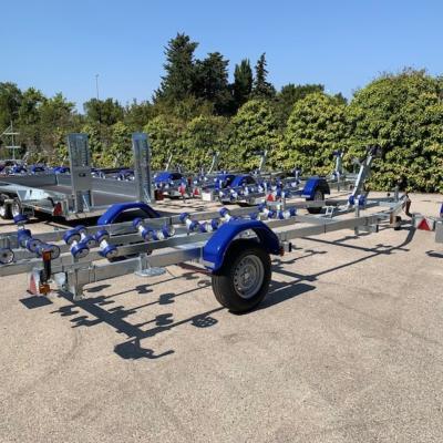 Remorque porte bateau GALAXY TBS18 - 1800 kg PTAC - CU 1380 kg - 1 essieu - multi-rouleaux - feux LED étanches fixes_0