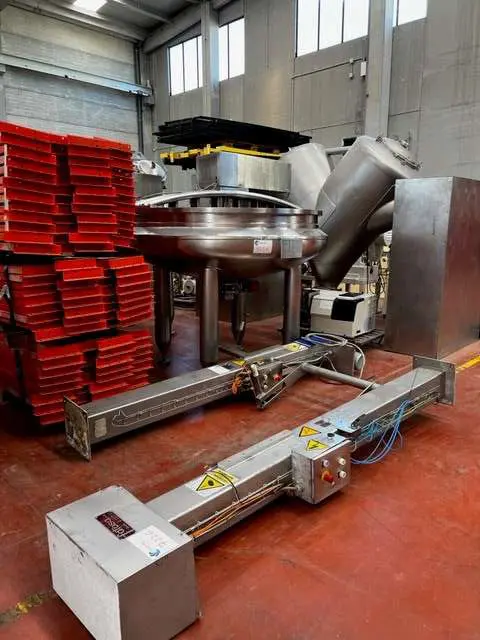 Friteuses cci inox 304l 1050 litres avec veste et chariot elevateurs d'occasion_0