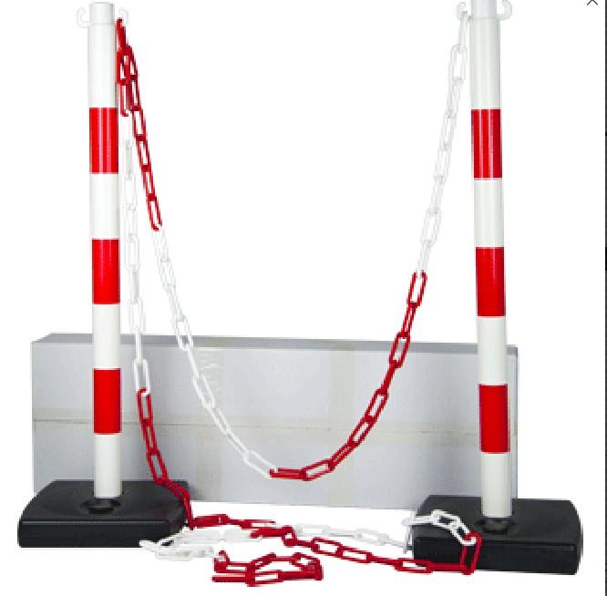 TOPCAR - KIT 2 POTEAUX PVC ROUGE/BLANC + 5M DE CHAÎNE R/B - 2000864_0