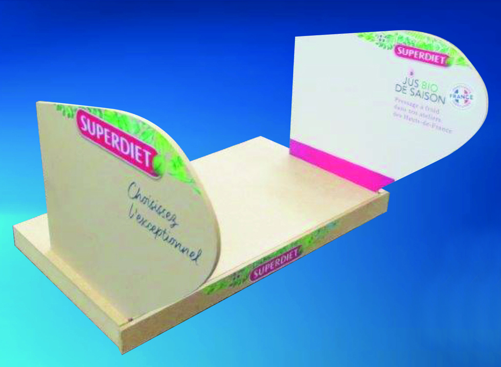 Tapis merchandising en bois personnalisable - Usiné selon modèle dessiné - MDF, Hévéa, Hêtre, Pin - Fabriqué en France - SERIFRANCE_0