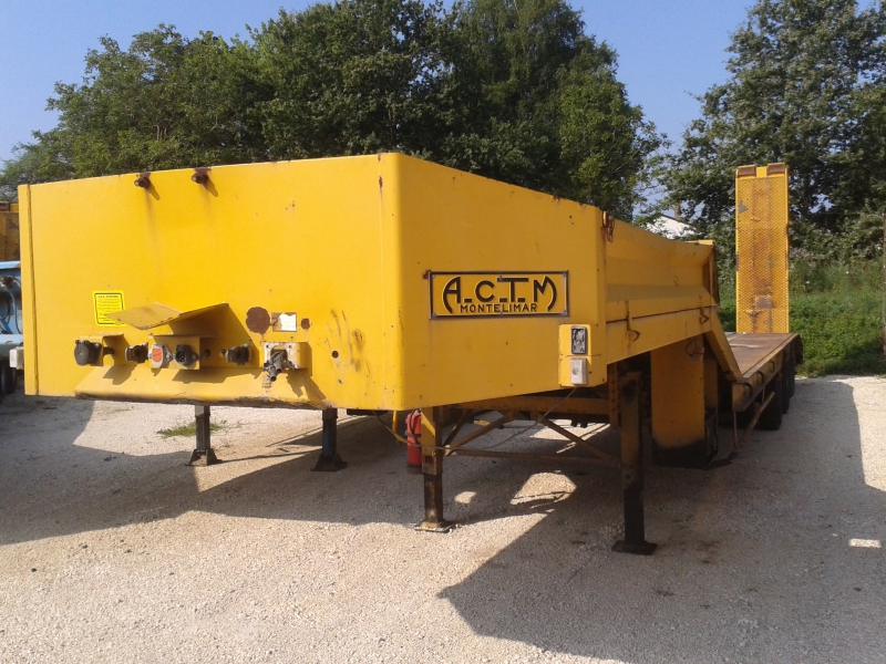 VO 563 - Semi-remorque porte-engins 3 essieux ACTM - PTC 34/38T - CU 24T9 - Année 2001_0