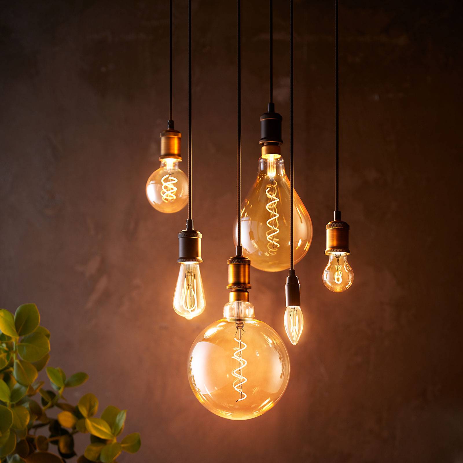 PHILIPS AMPOULE LED E27 A60 4 W 1 800 K DORÉE, DIM